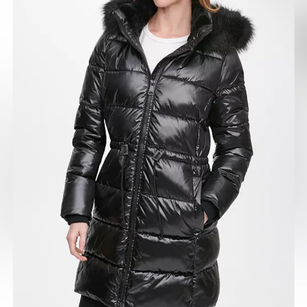 DKNY High-Shine Faux-Fur Trim Hooded Puffer Coat; Size M